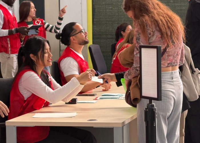 Sant Cugat rebutja la regulació massiva d’immigrants: divisió entre dretes i esquerres