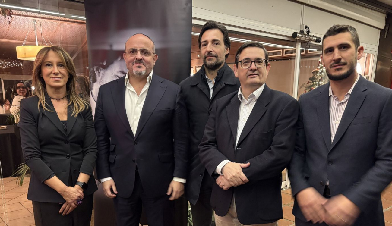 El PP celebra Nadal mirant a les eleccions: 