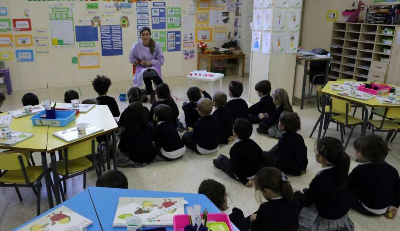 El ple aprova una moció del PP de suport a l’escola concertada amb els vots de Junts i Vox